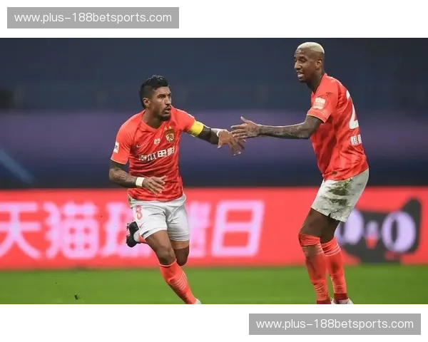 巅峰对决，荣耀之战：恒大与石家庄的绿茵传奇